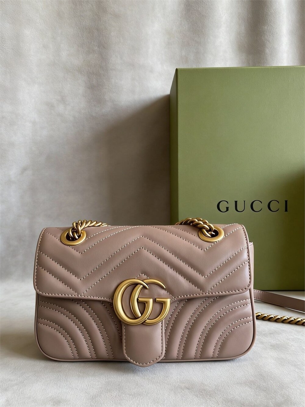 Gucci GG Marmont Small Shoulder Bag
